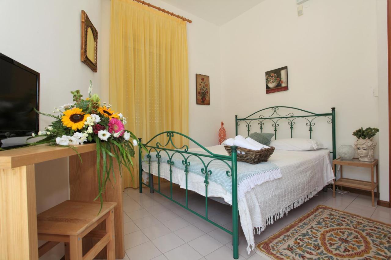 B&B Villa Maiolica San Leone Buitenkant foto